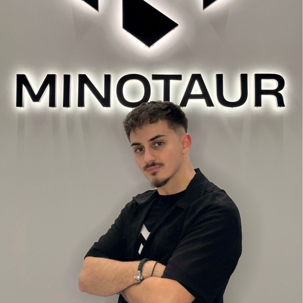 Νίκος Mήτσιου